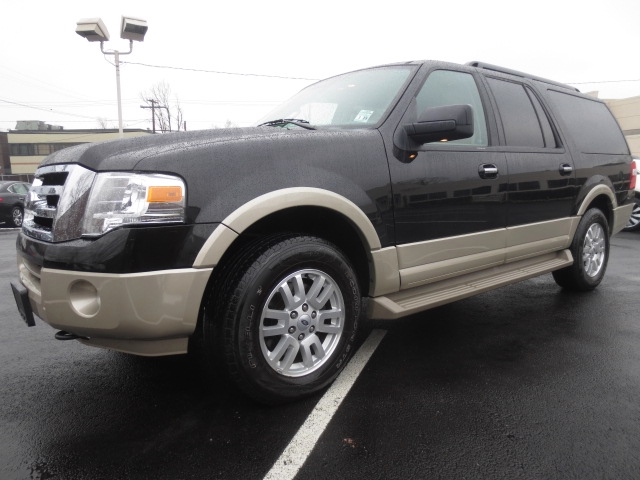 Ford Expedition EL 2010 photo 1