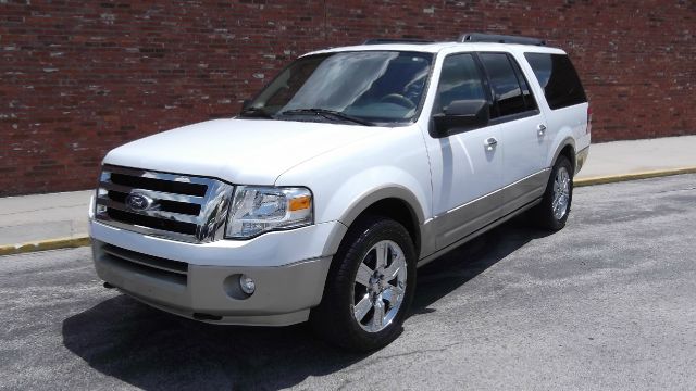 Ford Expedition EL 2010 photo 2