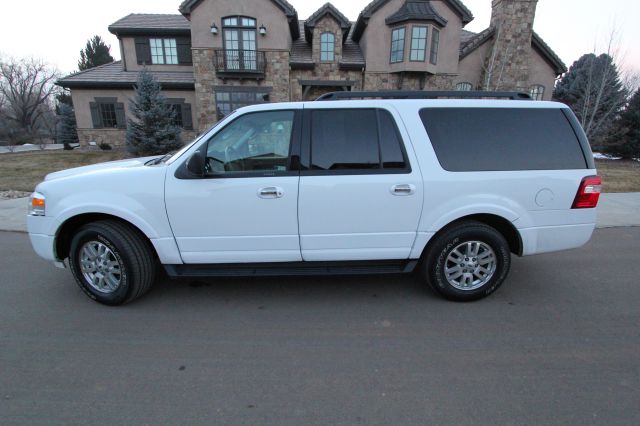 Ford Expedition EL 2011 photo 1