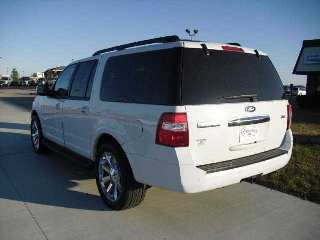 Ford Expedition EL 2011 photo 3