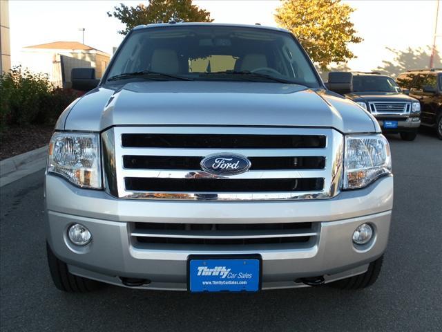 Ford Expedition EL 2011 photo 1