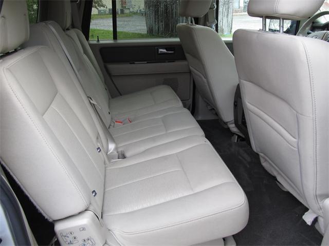 Ford Expedition EL ESi Sport Utility