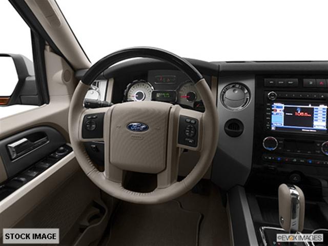 Ford Expedition EL 2012 photo 2