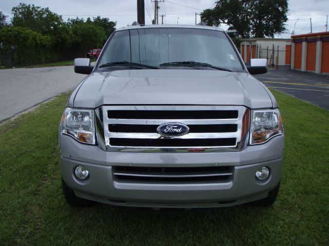 Ford Expedition EL 2012 photo 18