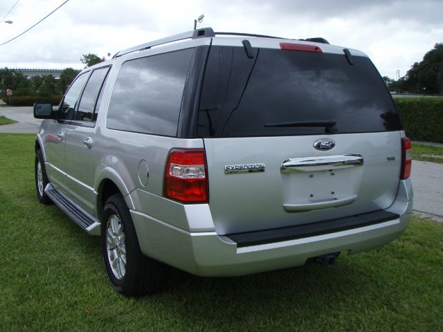 Ford Expedition EL 2012 photo 24