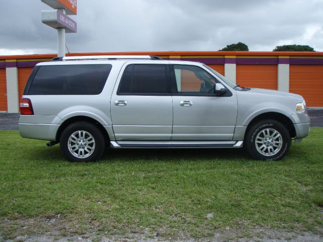 Ford Expedition EL 2012 photo 3