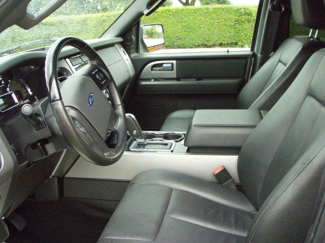 Ford Expedition EL 2012 photo 8