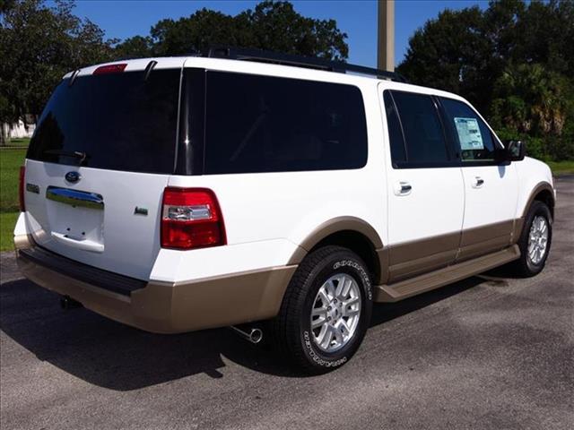 Ford Expedition EL 2013 photo 1