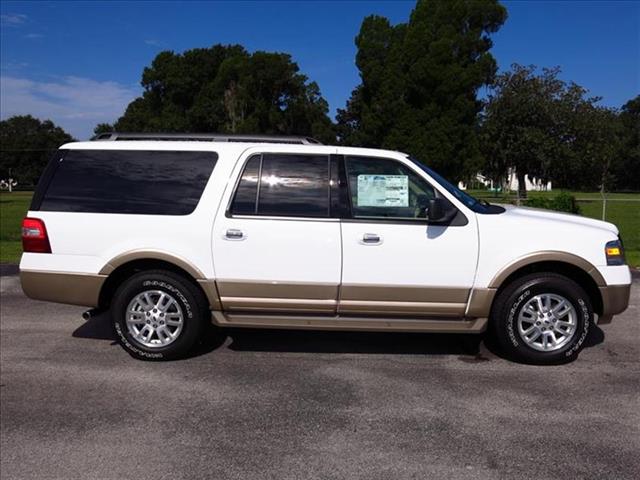Ford Expedition EL 2013 photo 2