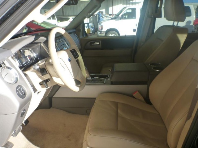 Ford Expedition EL 2013 photo 3