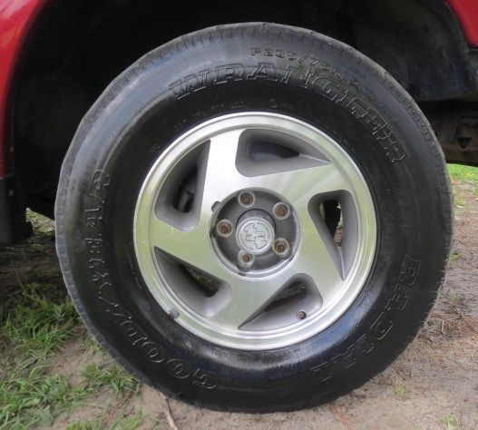 Ford Explorer 1994 photo 32