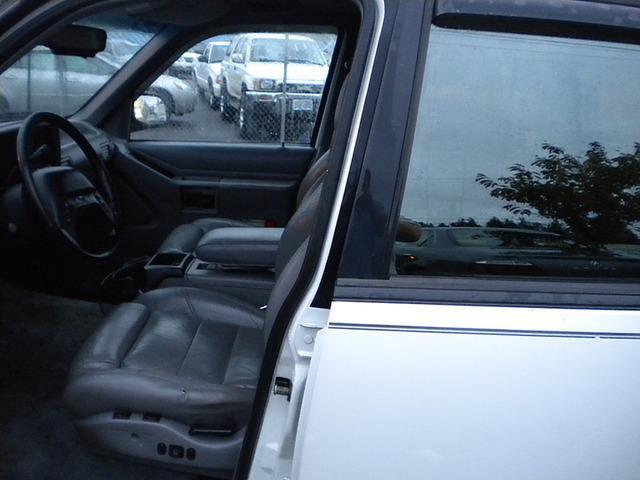 Ford Explorer 1994 photo 5
