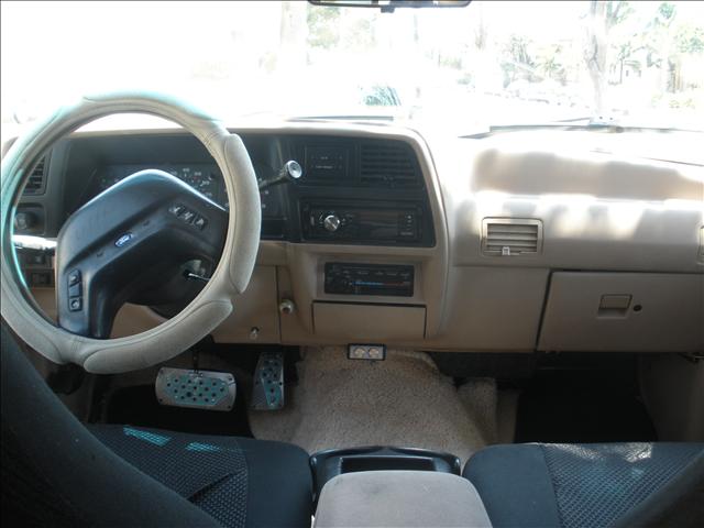Ford Explorer 1994 photo 3