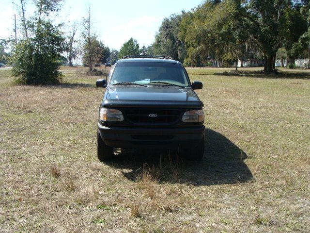 Ford Explorer 1996 photo 1