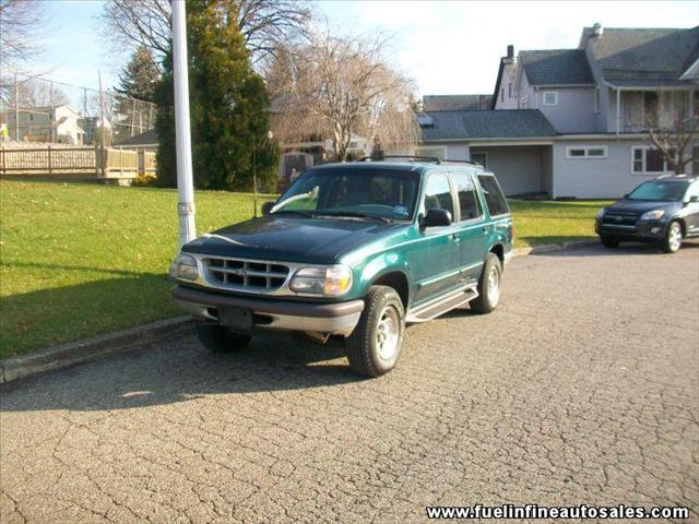 Ford Explorer 1996 photo 2