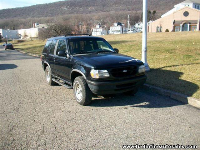 Ford Explorer 1996 photo 1