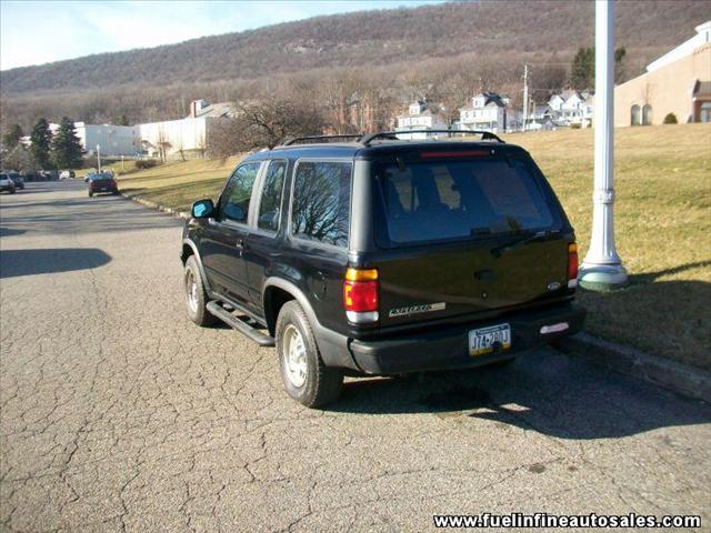 Ford Explorer 1996 photo 4