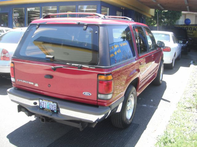 Ford Explorer 1996 photo 1