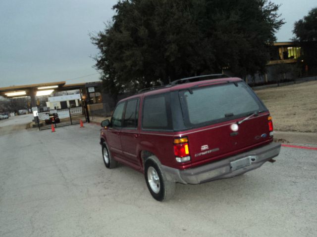 Ford Explorer 1996 photo 2