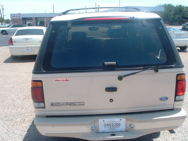 Ford Explorer 1996 photo 1