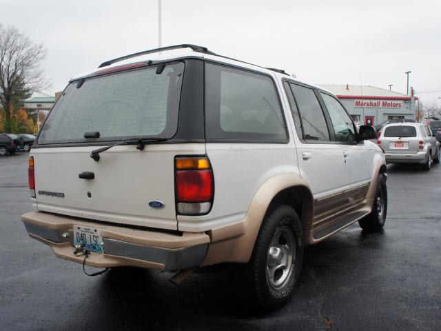 Ford Explorer 1996 photo 1
