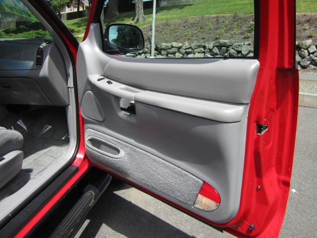 Ford Explorer GXL SUV