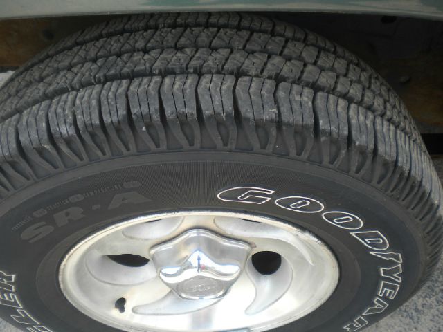 Ford Explorer 1997 photo 1