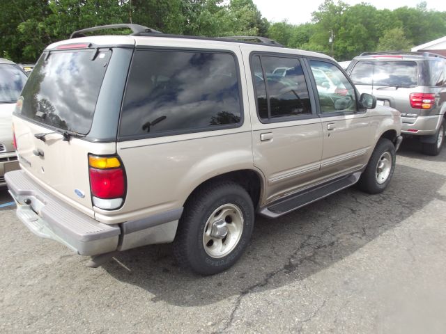 Ford Explorer 1997 photo 2