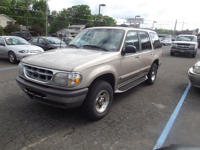 Ford Explorer 1997 photo 3