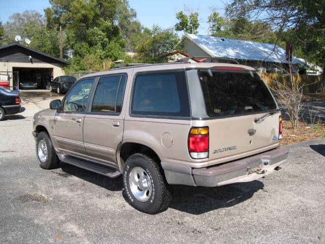 Ford Explorer 1997 photo 1