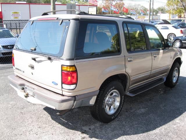 Ford Explorer 1997 photo 2