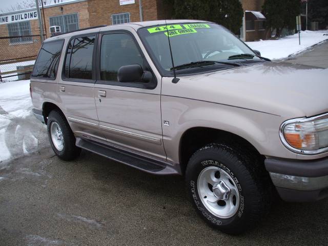 Ford Explorer 1997 photo 2