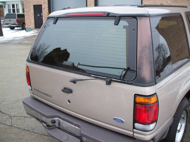 Ford Explorer 1997 photo 3