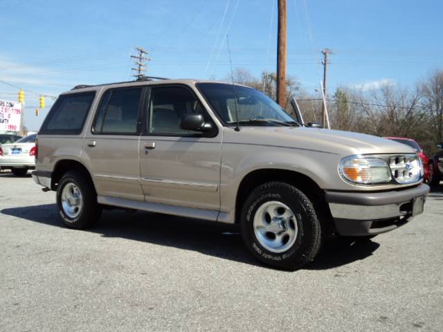 Ford Explorer 1997 photo 1