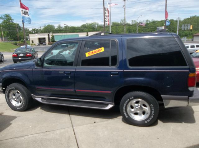 Ford Explorer 1997 photo 4