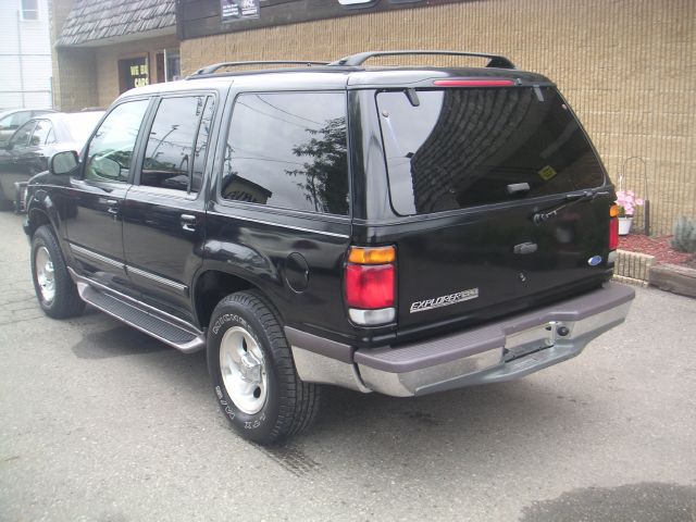 Ford Explorer 1997 photo 1