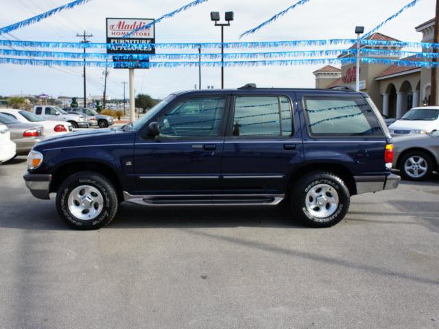 Ford Explorer 1997 photo 1