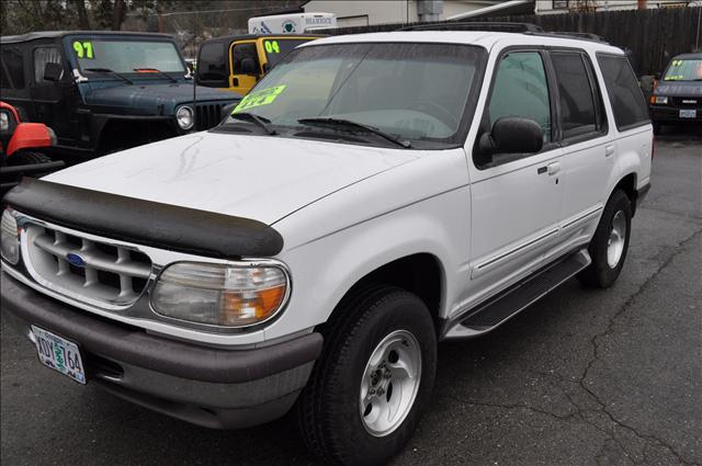 Ford Explorer ESi Sport Utility