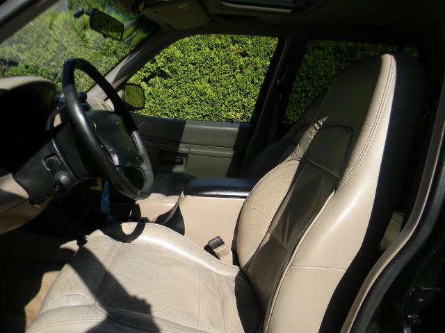 Ford Explorer 1997 photo 4