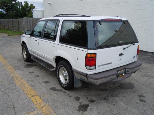 Ford Explorer 1997 photo 4