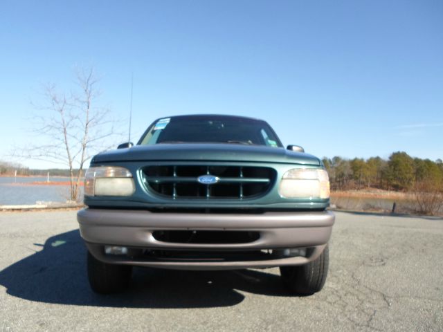 Ford Explorer 1997 photo 1
