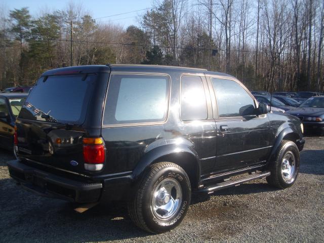 Ford Explorer 1997 photo 2