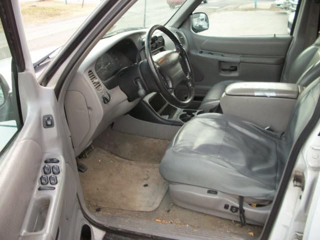 Ford Explorer 1997 photo 4