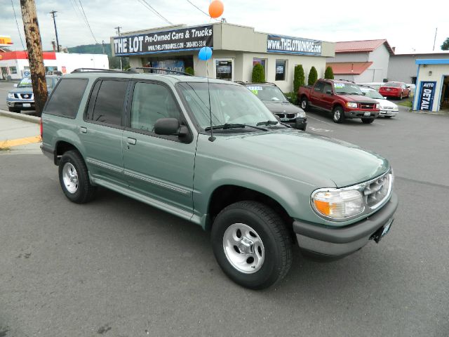 Ford Explorer 1998 photo 4