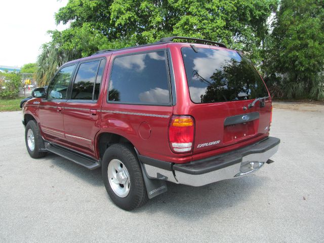 Ford Explorer 1998 photo 1