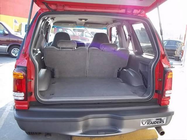 Ford Explorer 1998 photo 3