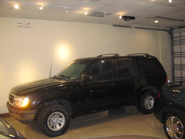 Ford Explorer 1998 photo 1