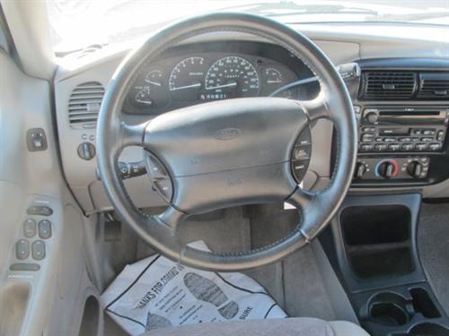 Ford Explorer 1998 photo 1
