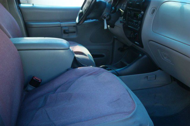 Ford Explorer 1998 photo 13