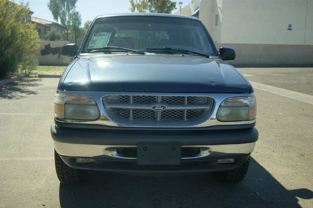 Ford Explorer 1998 photo 4